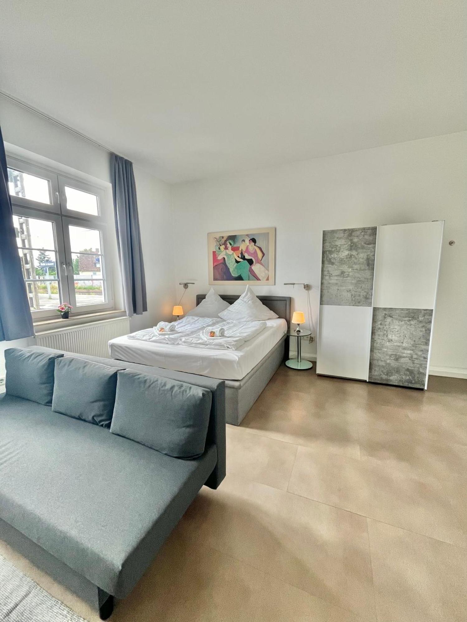 Guesthouse Bielefeld - Brake Екстер'єр фото