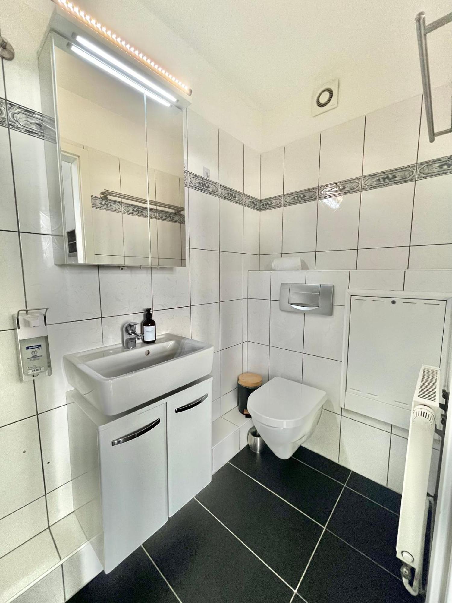 Guesthouse Bielefeld - Brake Екстер'єр фото
