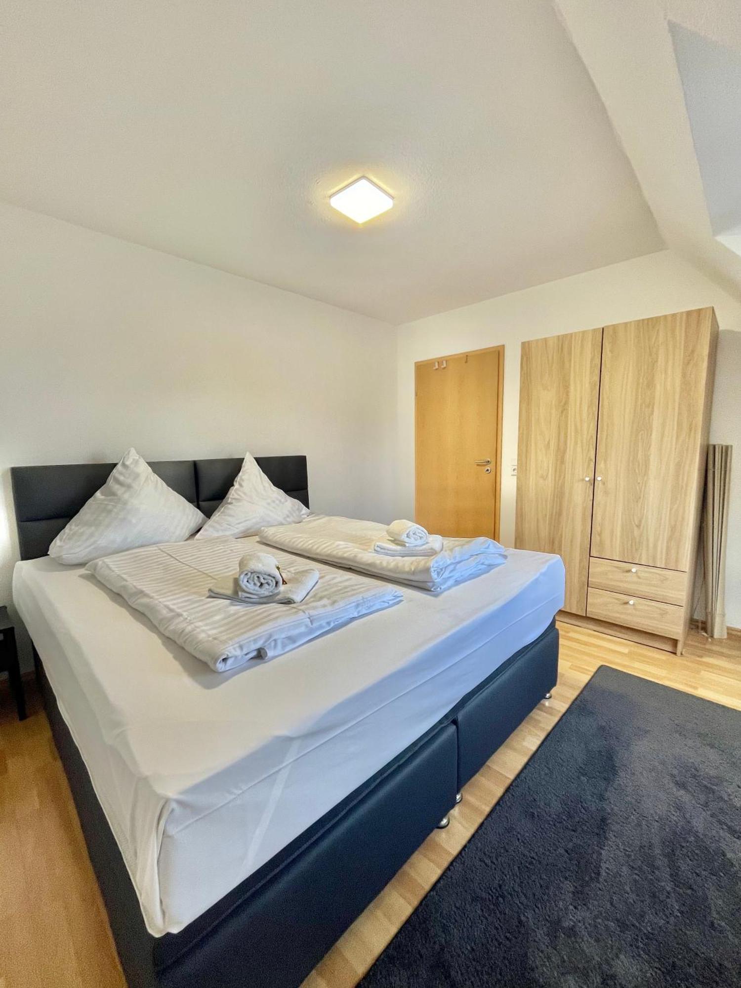 Guesthouse Bielefeld - Brake Екстер'єр фото